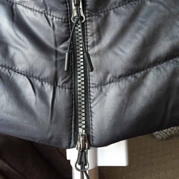 NB Cold Weather Jacket, Black. Size S - Picture 4 of 8